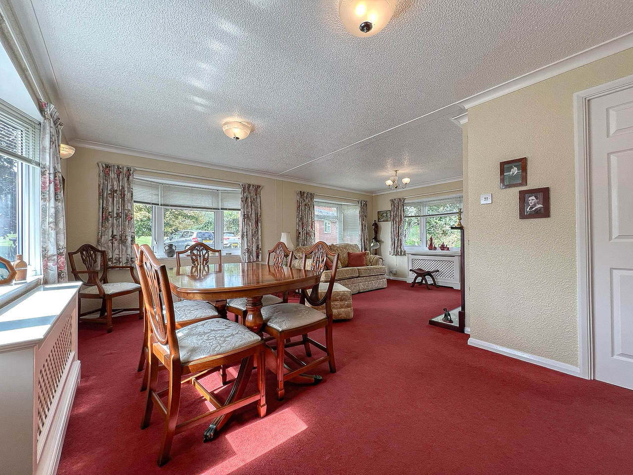 Living dining room