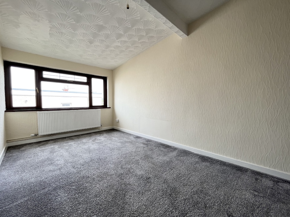 Caswell Close, Hirwaun, Aberdare, Mid Property Details