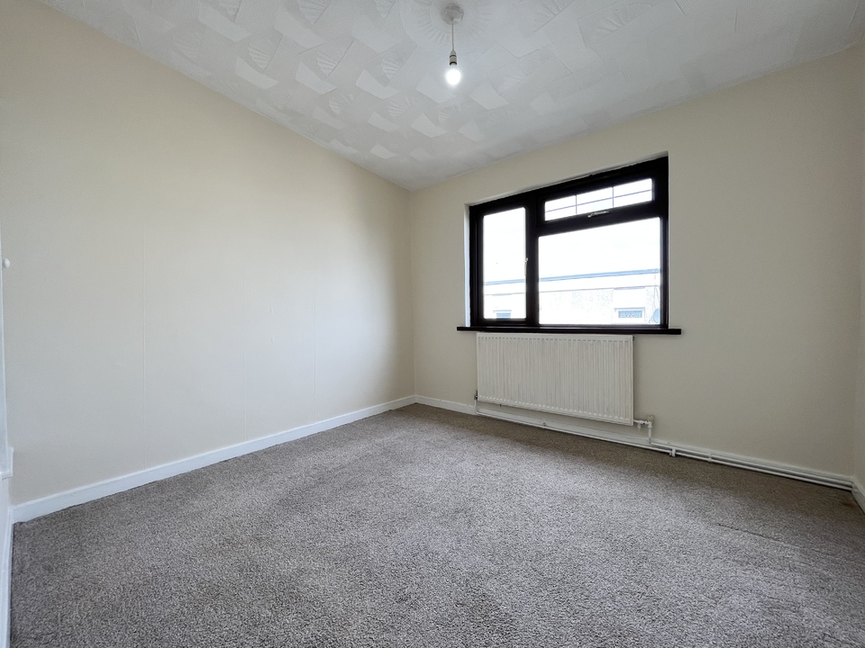 Caswell Close, Hirwaun, Aberdare, Mid Property Details