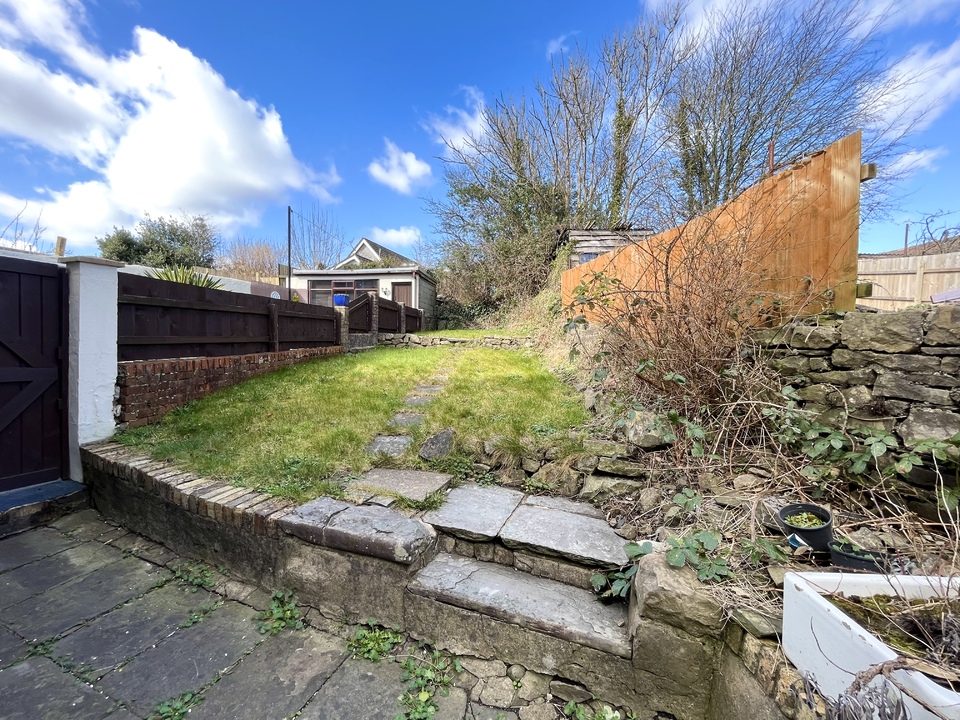 Harris Street, Hirwaun, Aberdare, Mid Property Details