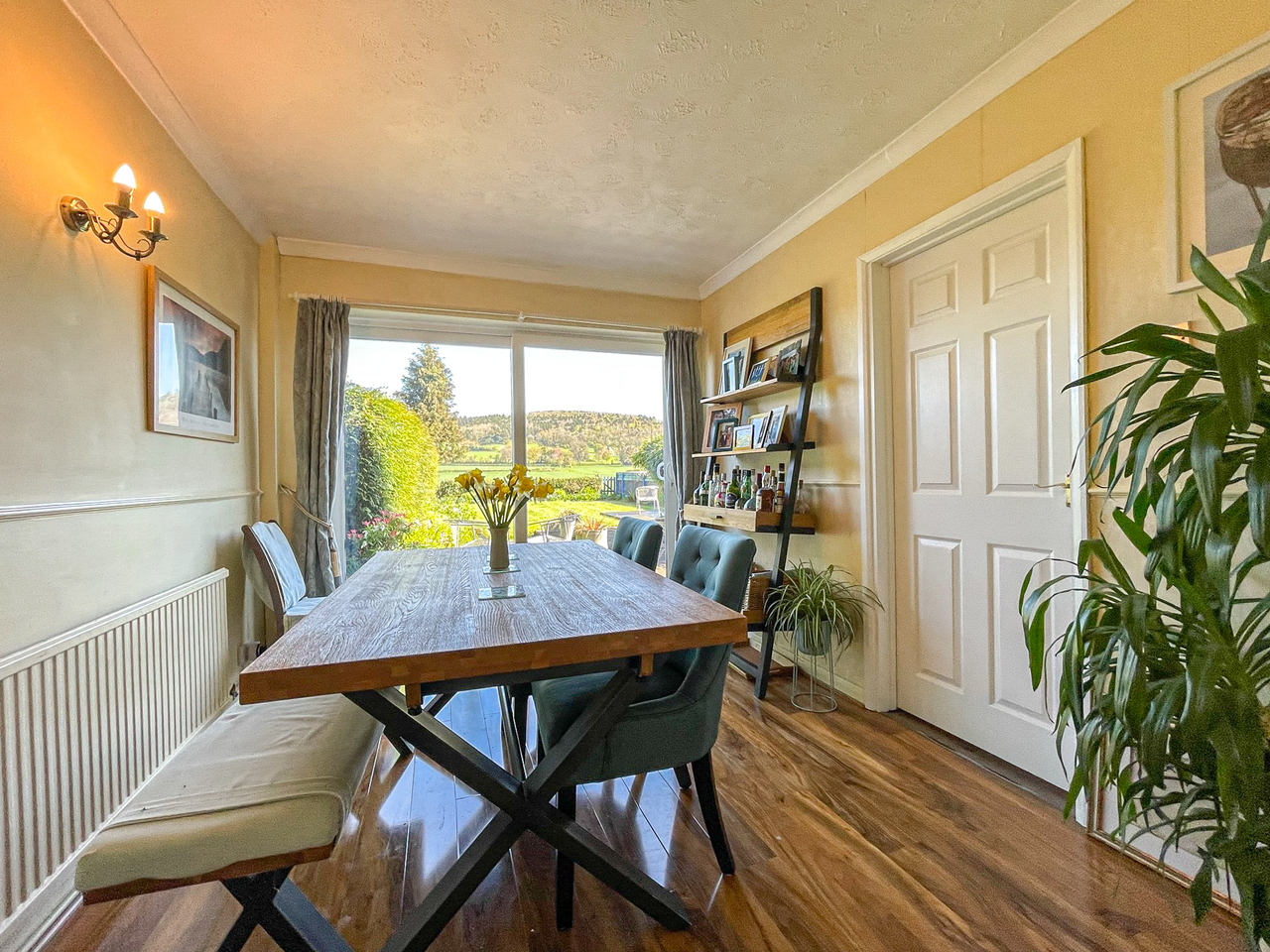 58 Glebe Close - Dining room