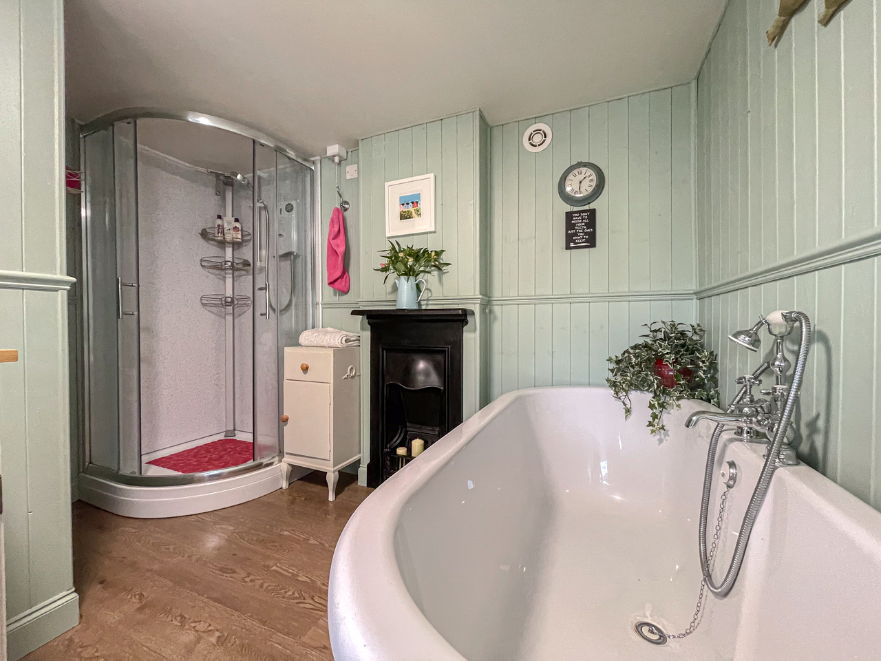 1 Church Cottages - Bathroom (2)