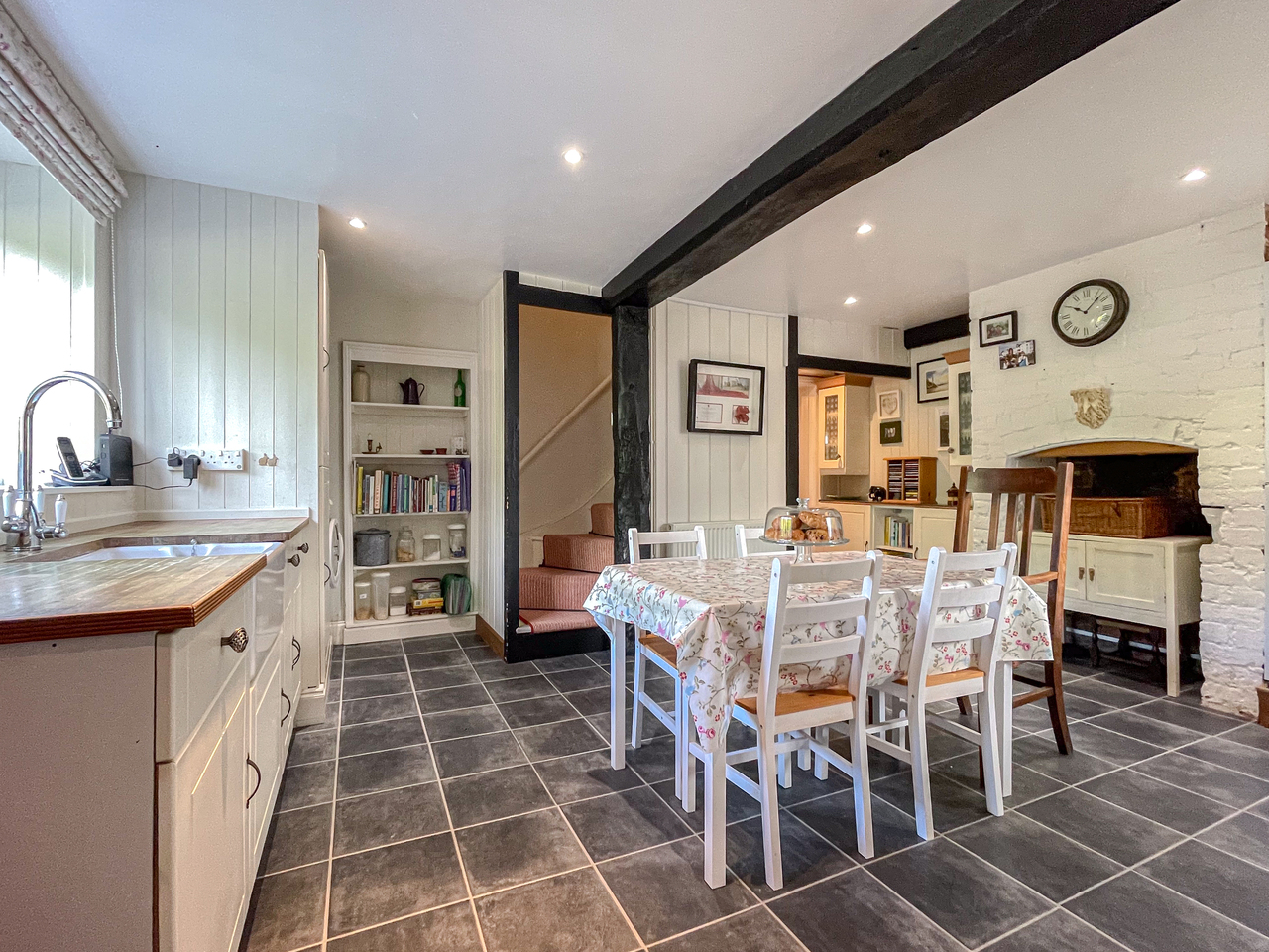 1 Church Cottages - Kitchen dining (4)