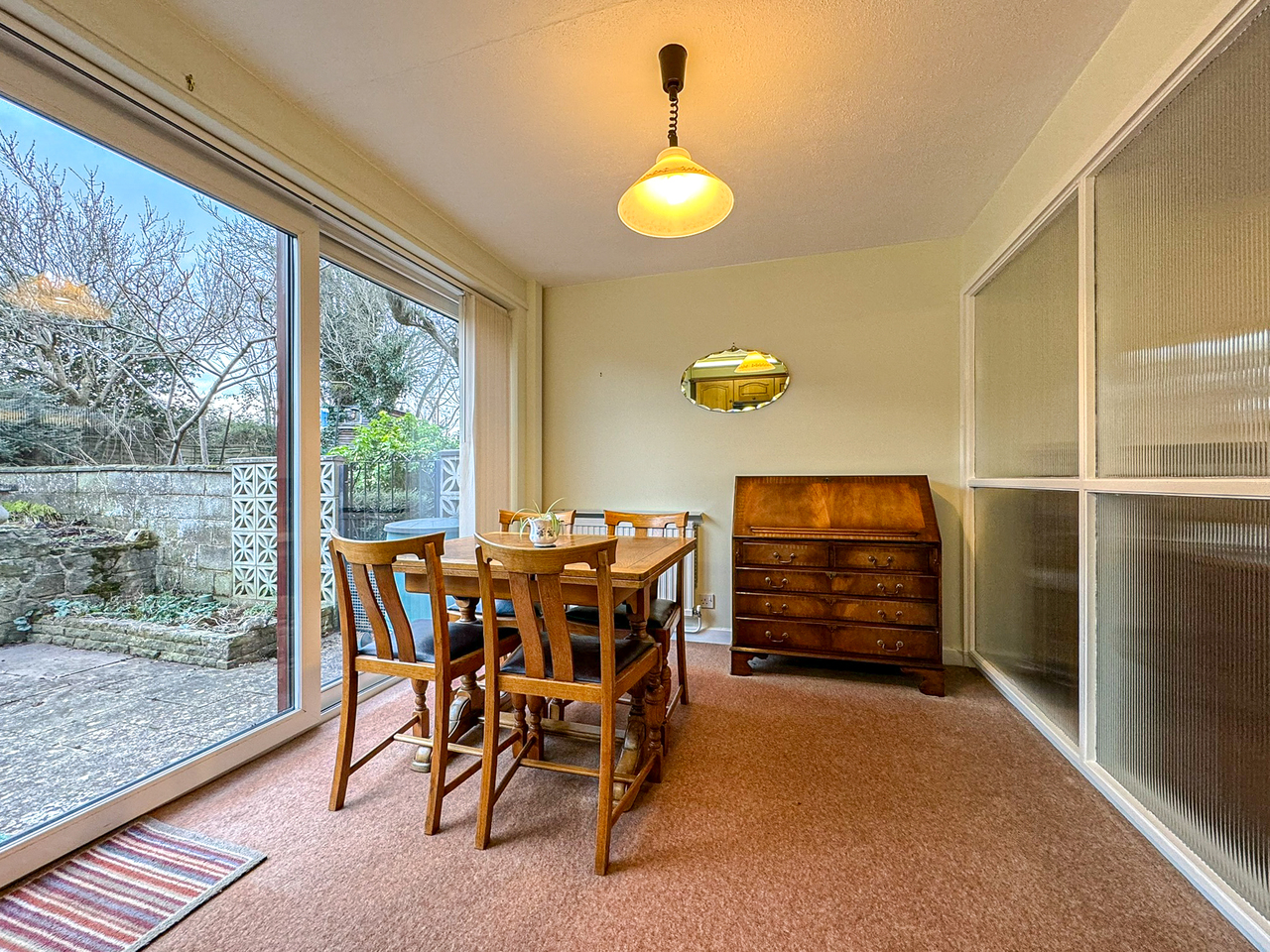 41 Beaufort Avenue - Dining