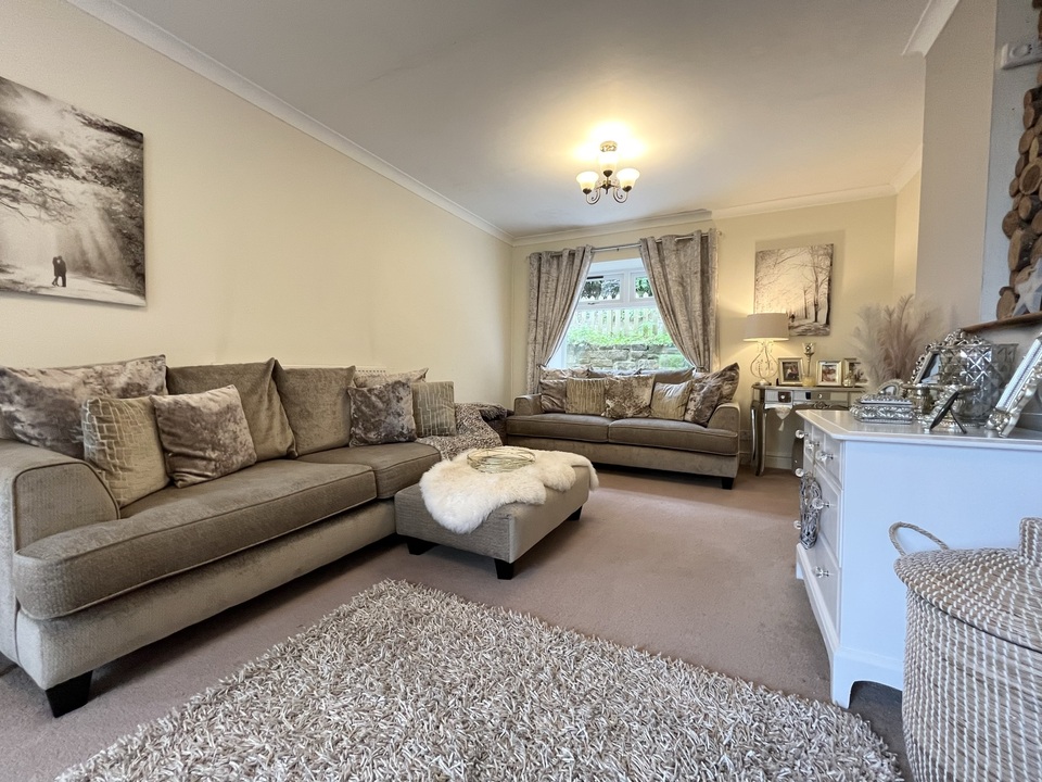 Kingsbury House, Kingsbury Place, Llwydcoed, Aberdare, Mid
