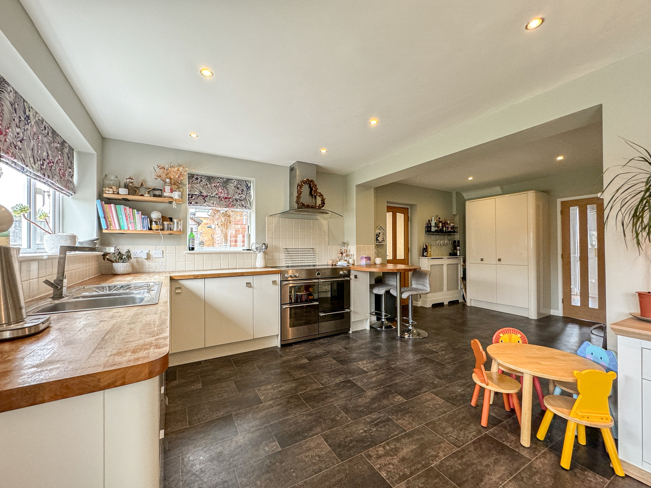 236 ledbury Rd - kitchen (5)