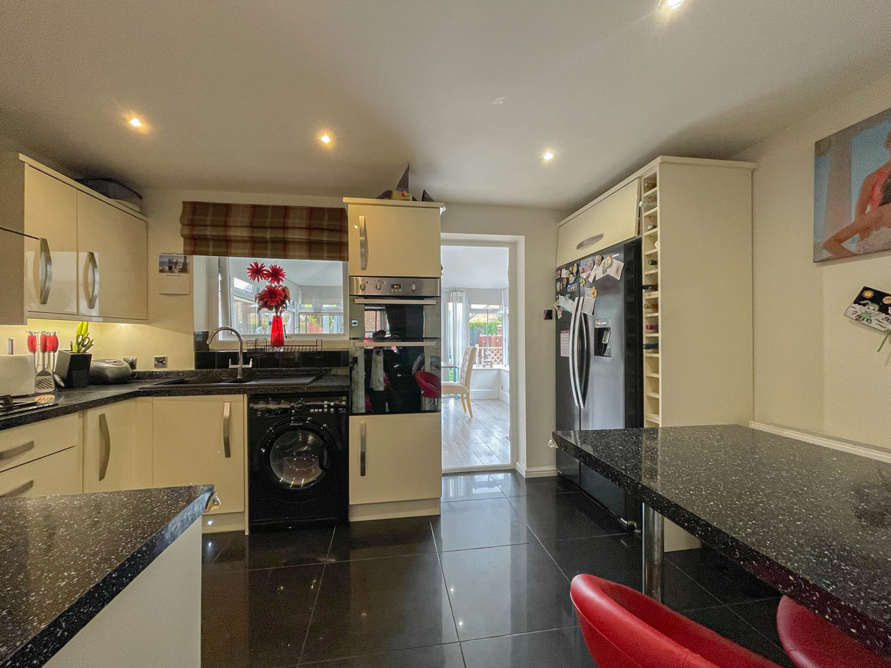 7 Abingdon Avenue - Kitchen (3)