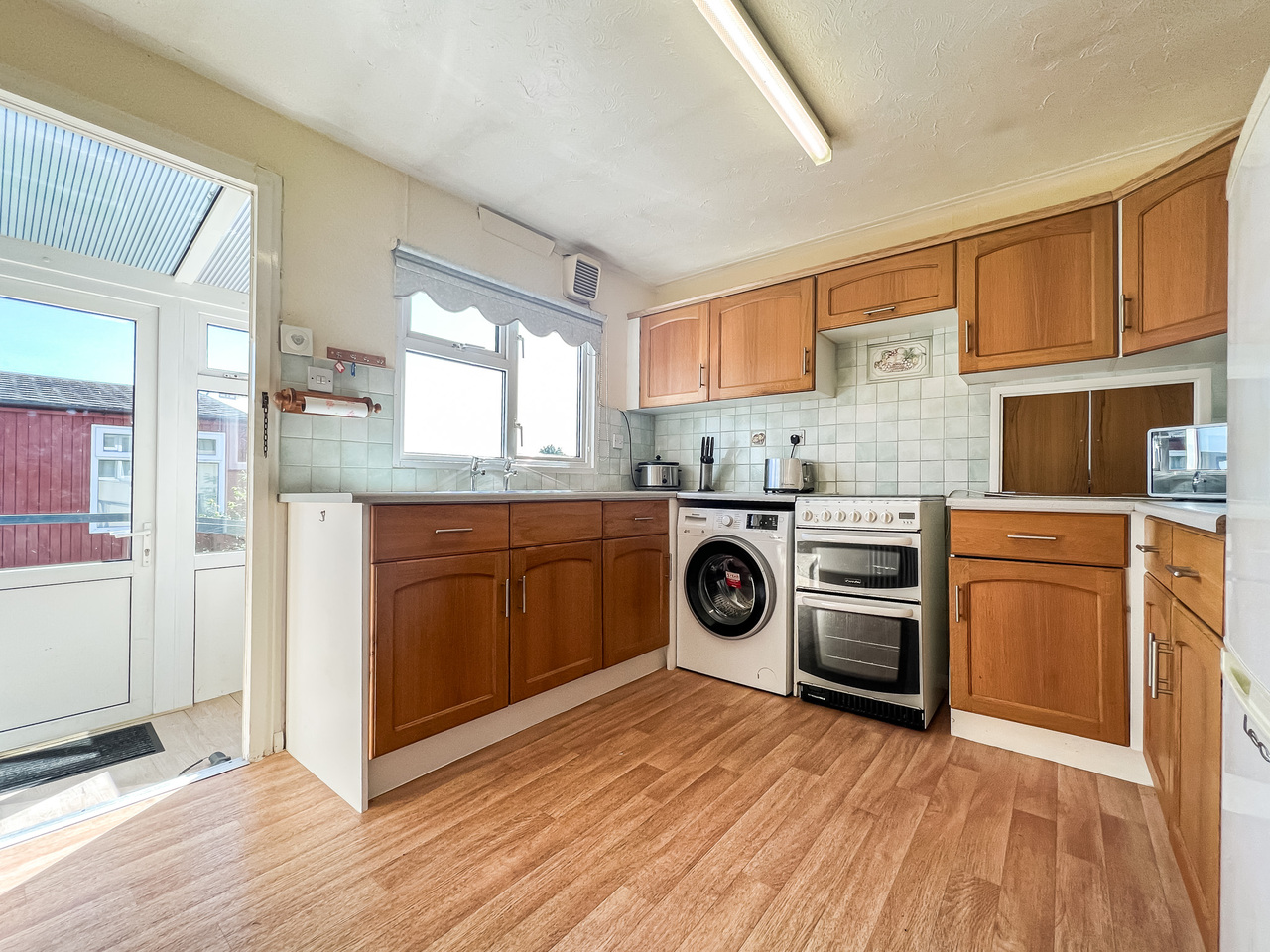 4 Glenmore Park - kitchen-2