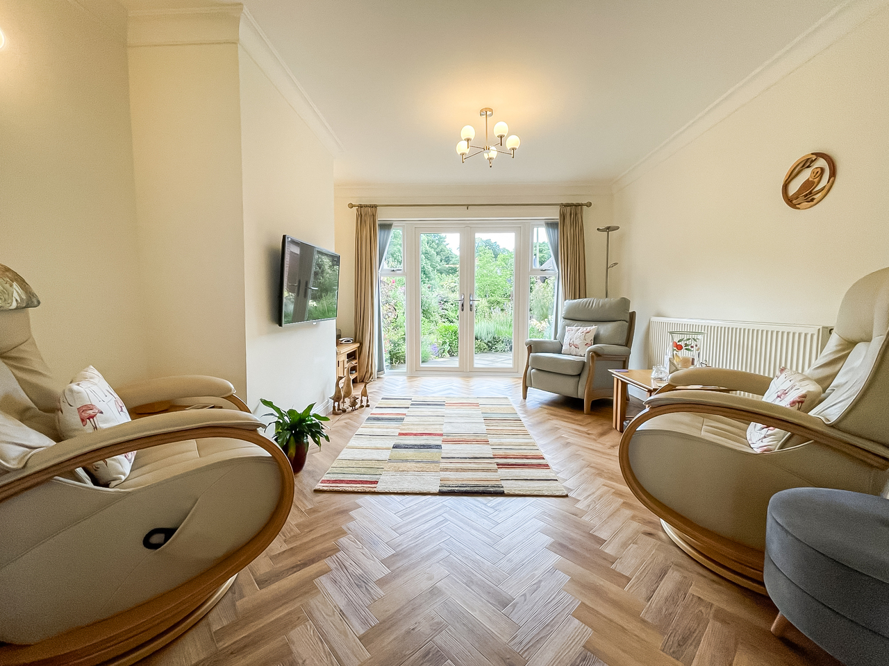 25 Woodfield Gardens - Living room