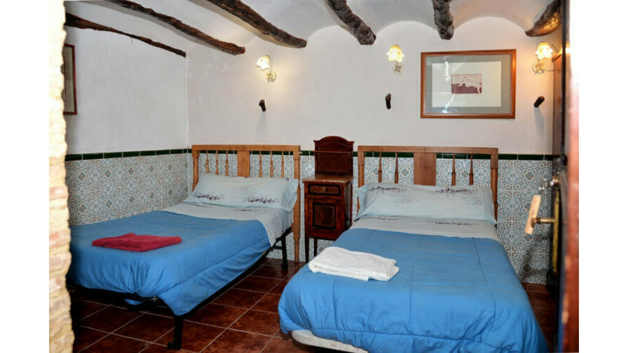 dormitorio-3-casa-rural-palomar-el-palomar-valencia