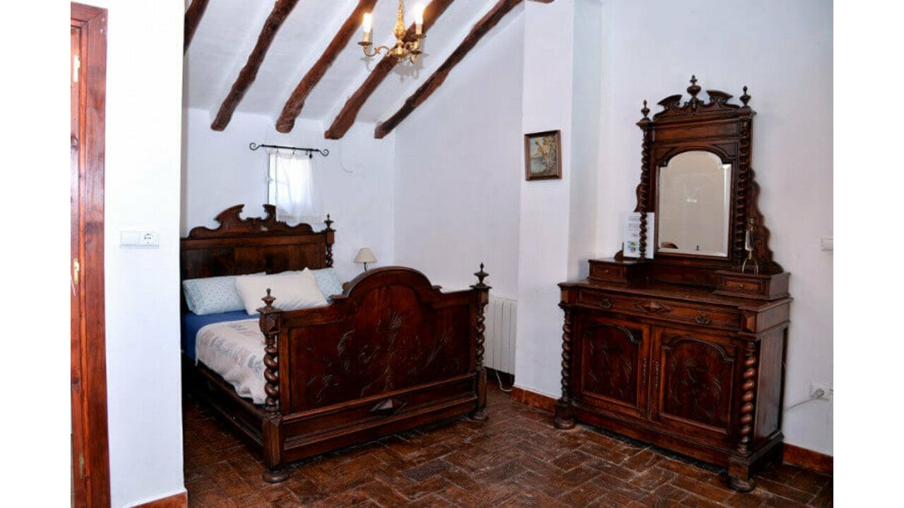 dormitorio-4-casa-rural-palomar-el-palomar-valencia