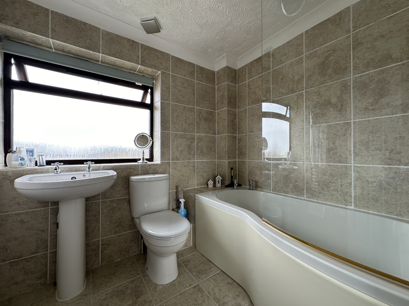 Bathroom.JPG