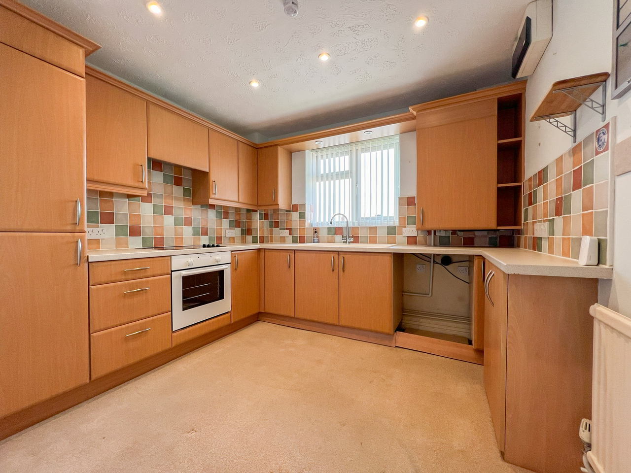 7 Beechwood Court - kitchen