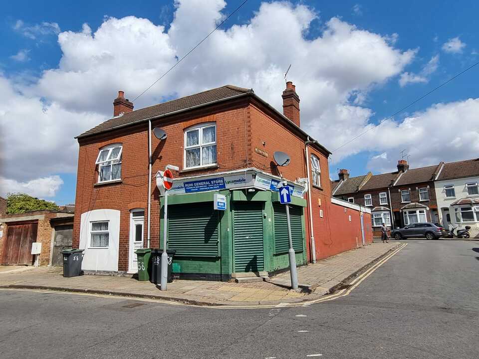 End terraced house for sale
