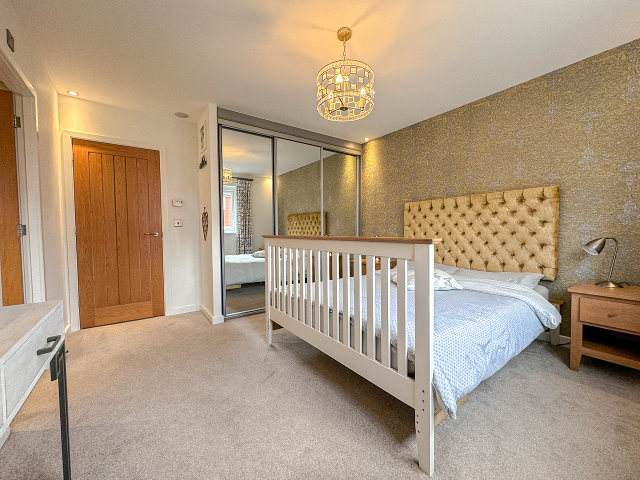 1 Avocet Rd - Bed 1 (2)