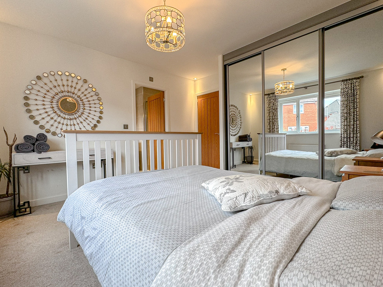 1 Avocet Rd - Bed 1 (3)