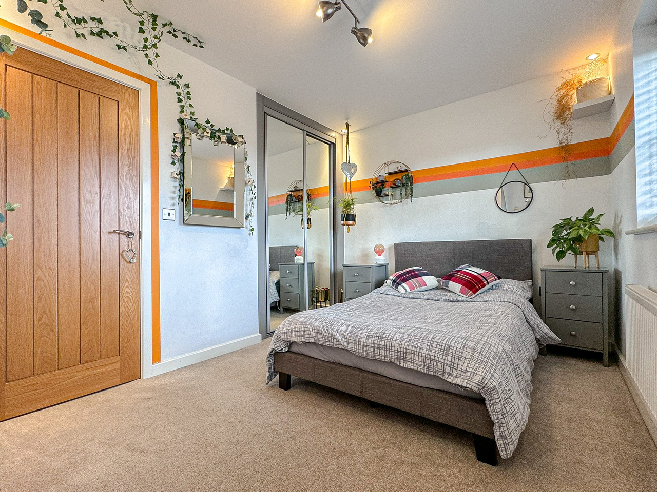 1 Avocet Rd - Bed 2 (3)