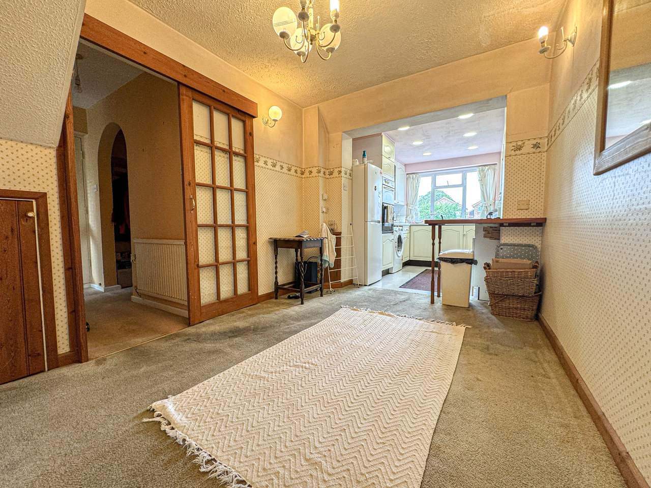 Kitchen dining room