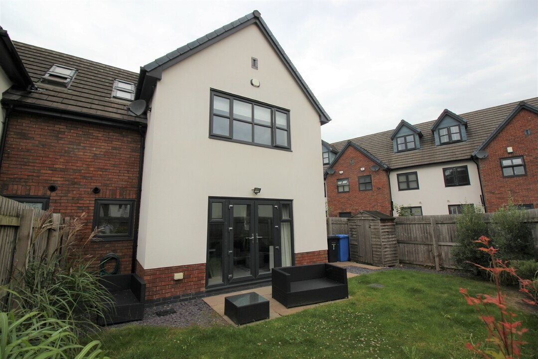 Chorlton Fold, Monton Eccles Property Details