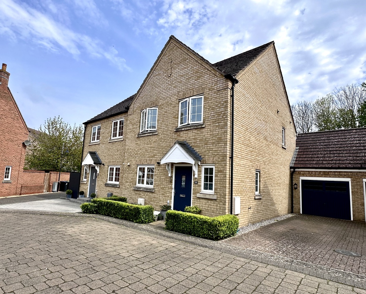 View properties — Pocock + Shaw