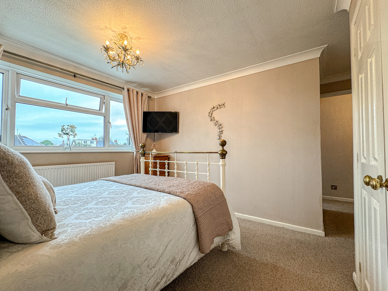 9 Haston Close - Bed 1 (2)