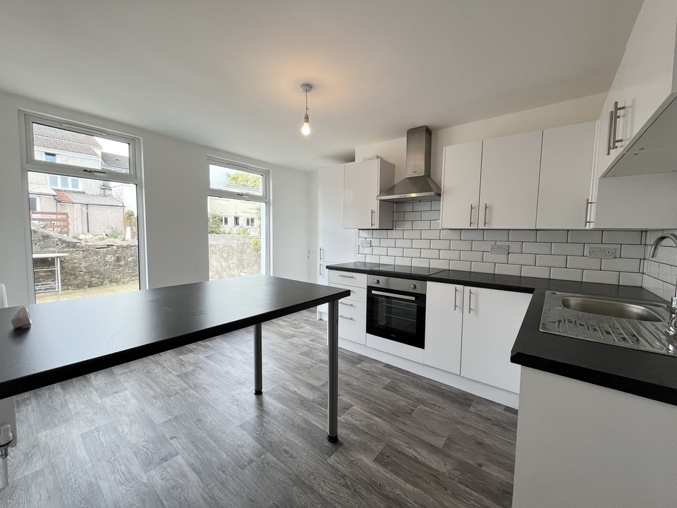 Harriet Street, Aberdare, Mid Property Details